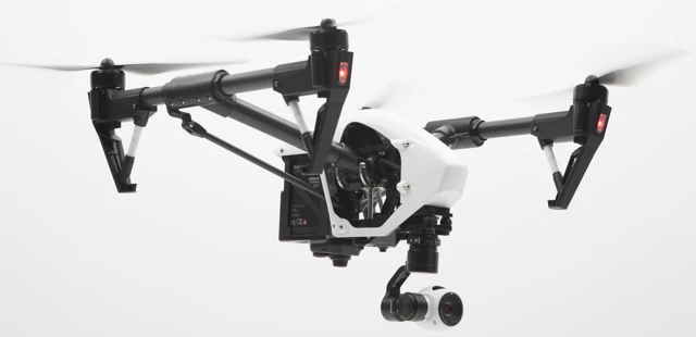 The Inspire 1 weighs 2.9 kg (6.5 lb), has a maximum horizontal flight speed of almost 50 mph (80 km/h), and can take off and land automatically