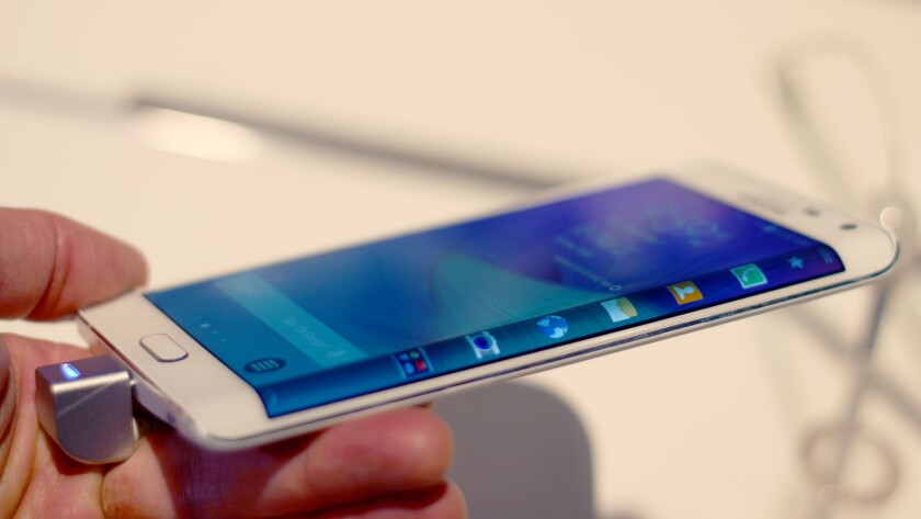Galaxy Note Edge (Photo: Will Shanklin/Gizmag.com)