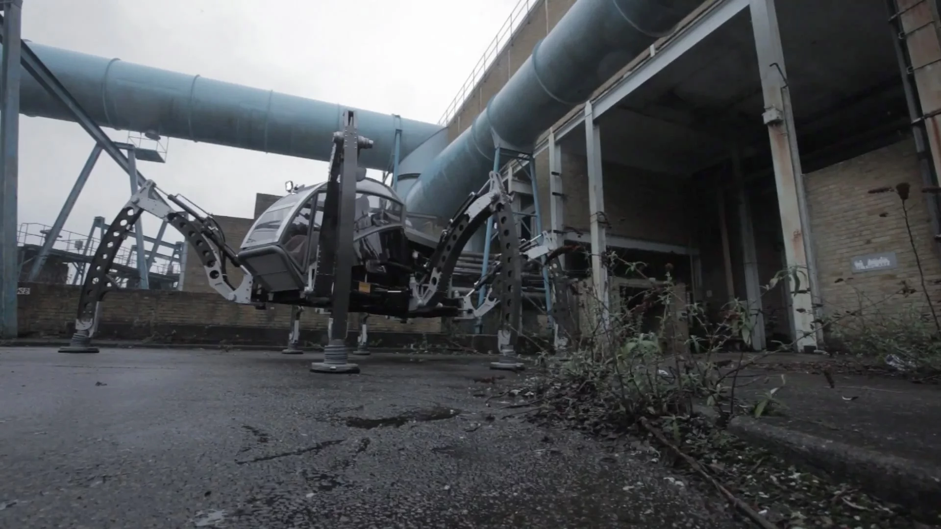 The Mantis hexapod project was privately funded