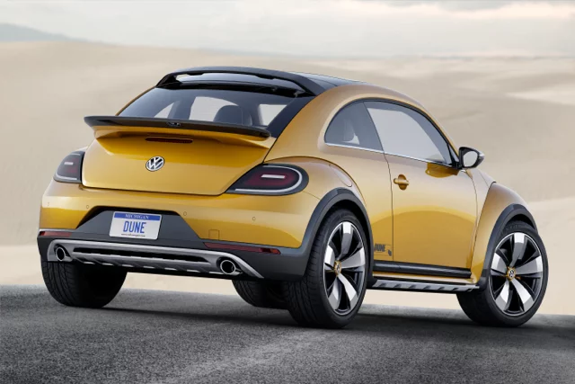 The Dune features 19-inch spoked aluminum wheels, a chrome-plated underbody skidplate, and side trim strips that are described as being "reminiscent of the original Beetle’s running boards"