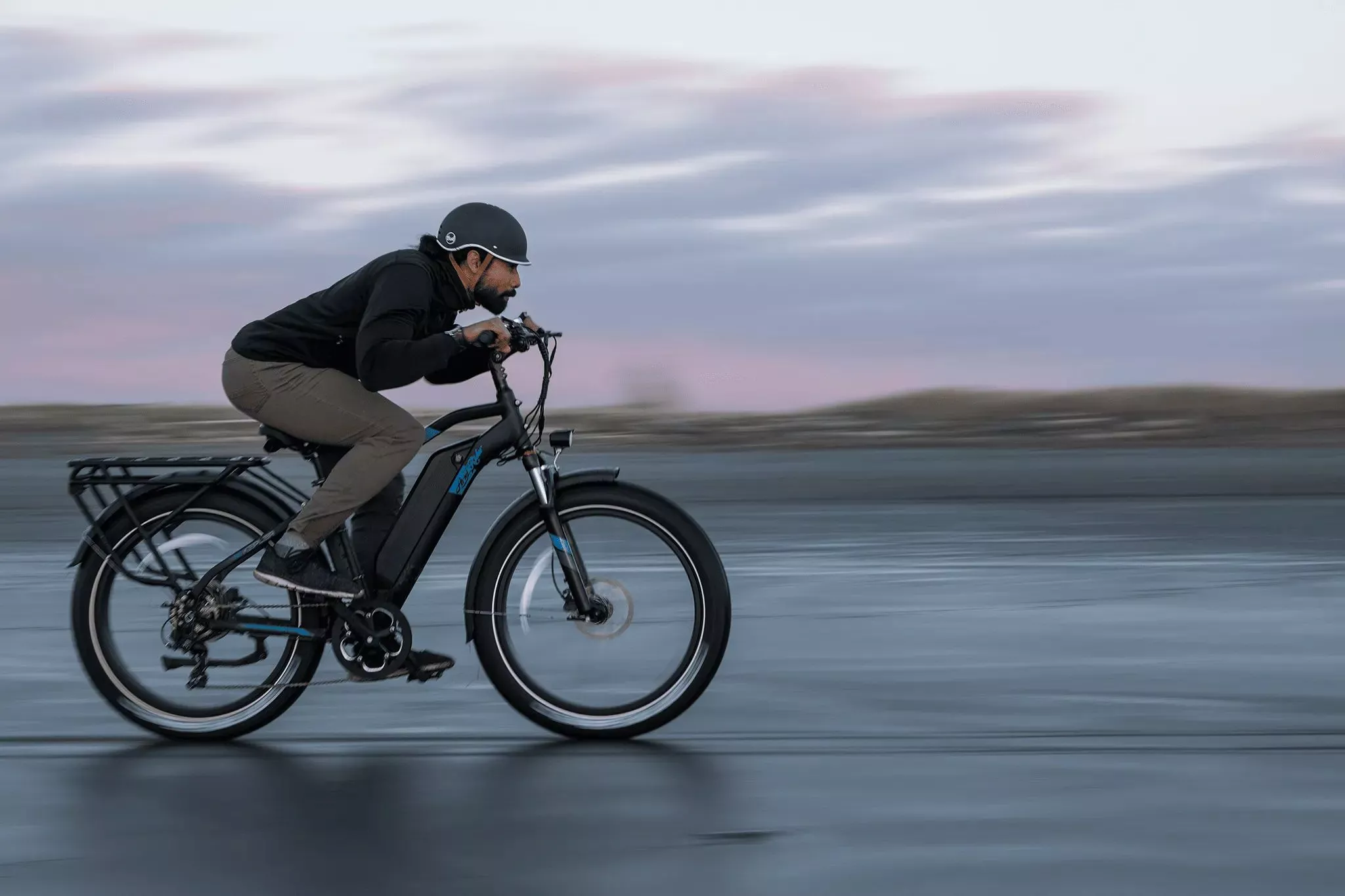 The Kepler sports a 1,000-watt geared hub motor for top speeds in excess of 32 mph