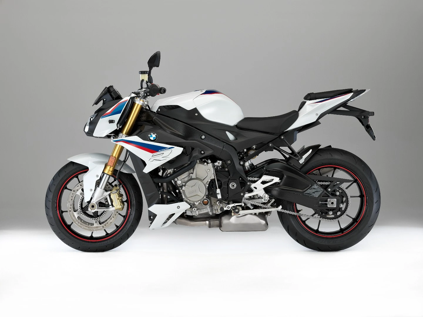 2017 BMW S1000R: the white one. It's hideous.