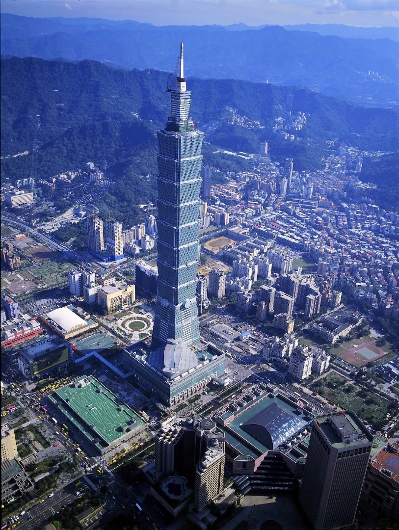 Designed by C.Y. Lee & Partners Architects, Taipei 101 rises to a total height of 508 m (1,667 ft)