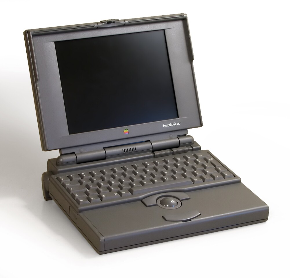 Apple's Powerbooks featured a built-in trackball with palmrests on either side