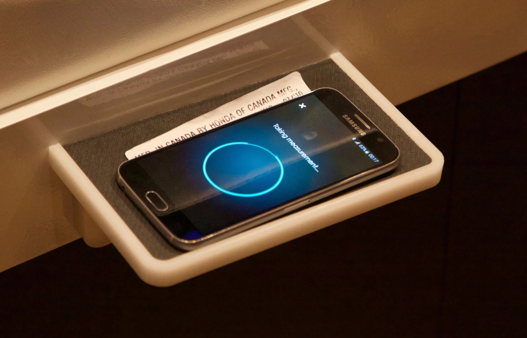 Once the car seat is snapped into the base, the app periodically checks to ensure that it’s secure and continues to check level and connections