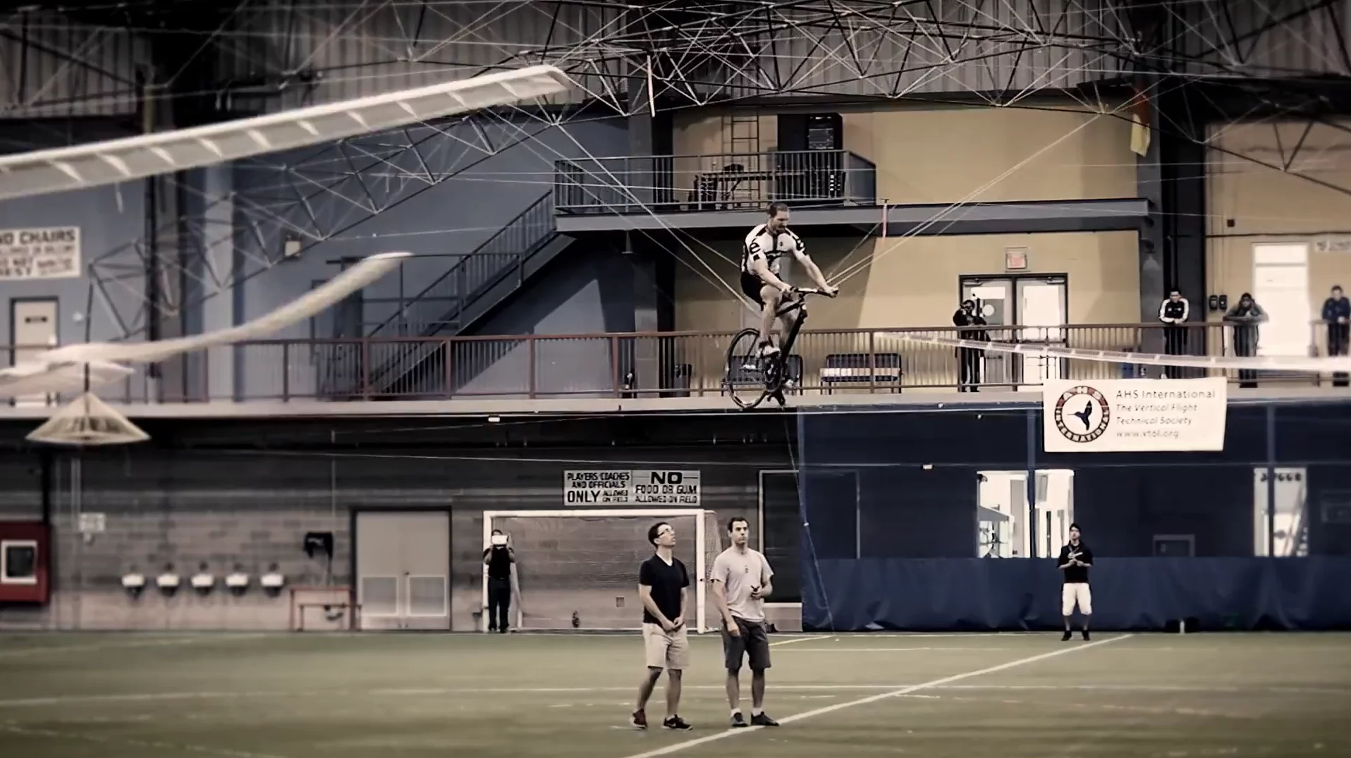 The Atlas set a world record with its flight time of 64.11 second (Video still: AeroVelo)