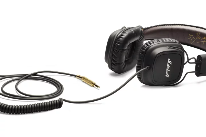 Marshall's first foray into the personal headphone market takes the form of over-the-head full heaphones named Major
