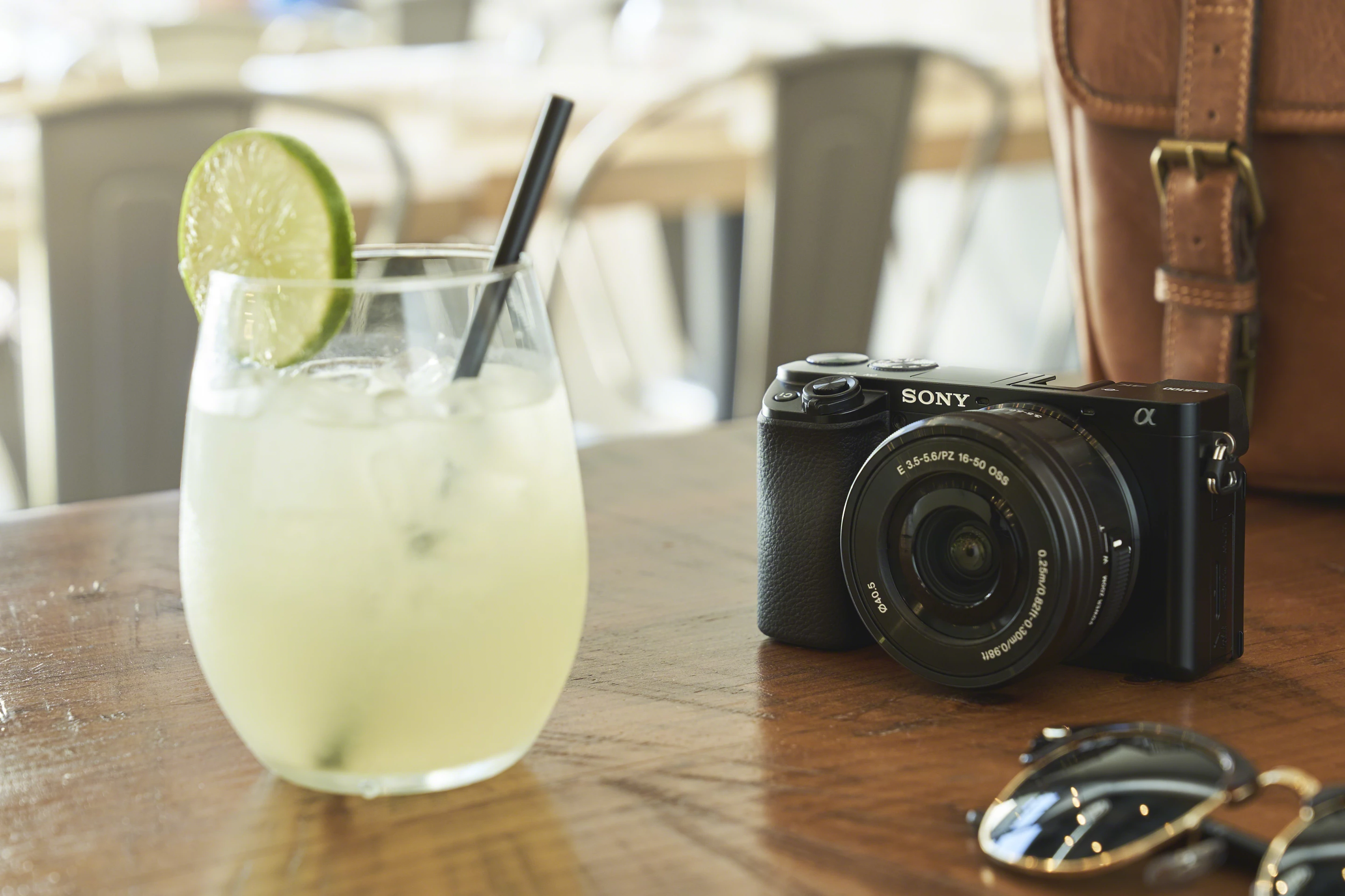 The pocket-friendly Alpha 6100 is built around a 24.2 megapixel Exmor CMOS sensor