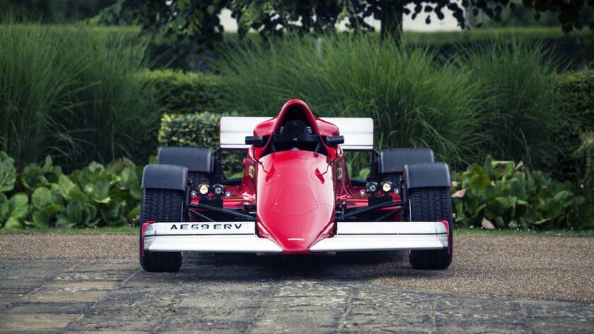 Front view of the Lola F1R leaves little doubt about this car's Formula 1 heritage and inspiration