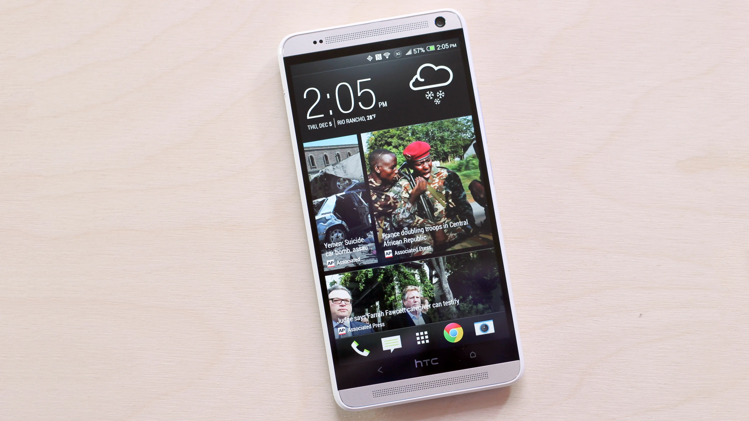 HTC's BlinkFeed saw some improvements in the One max's Sense 5.5, including the ability to remove it from your home screen