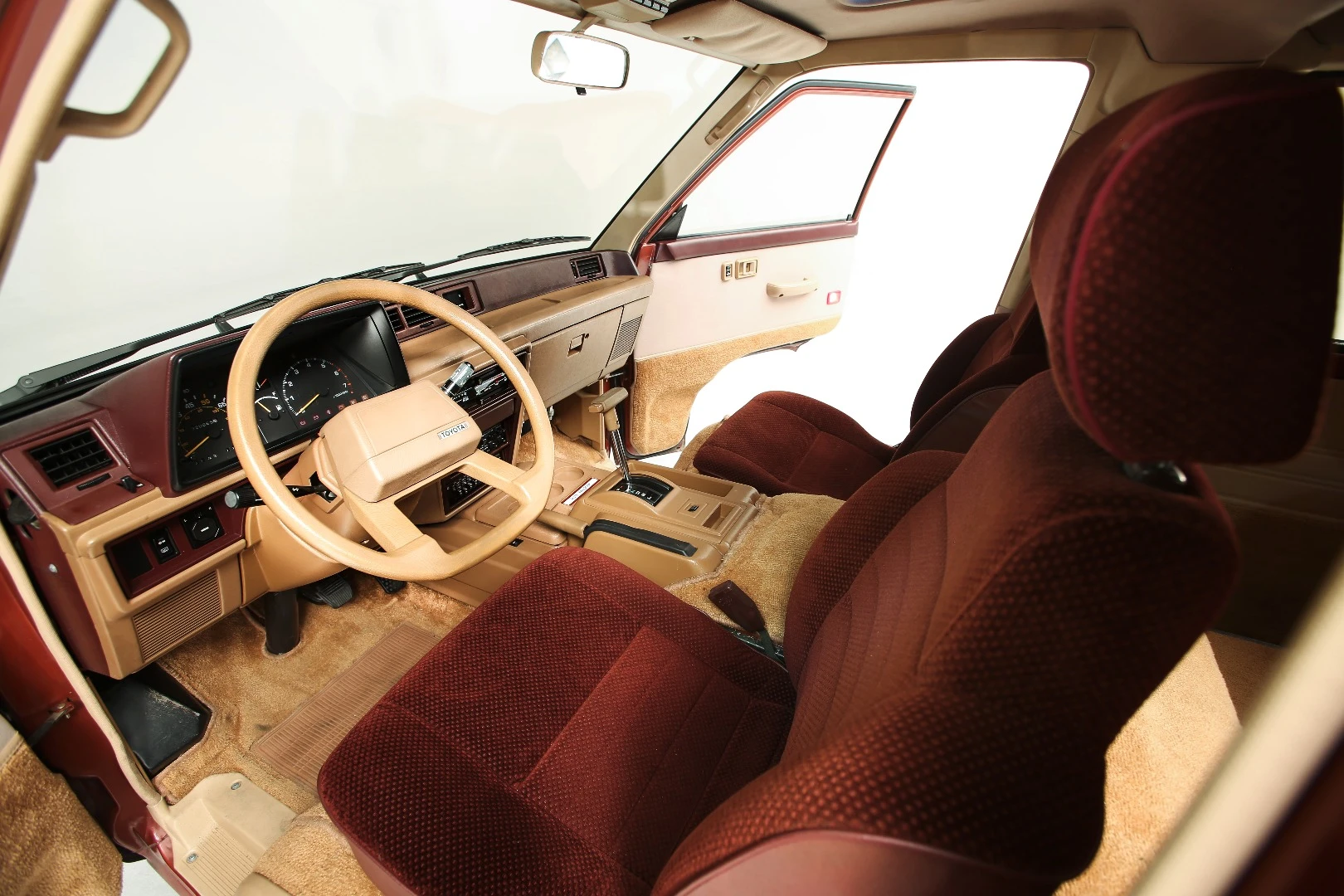 1983 Toyota Van LE