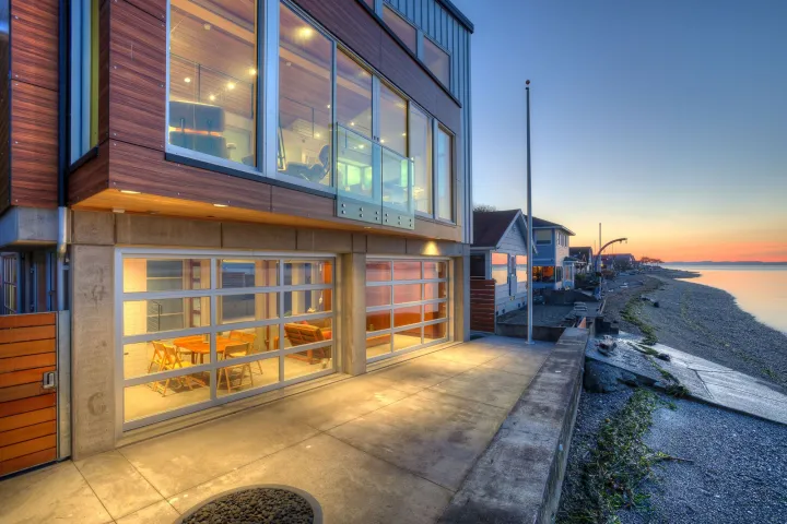 The decor is distinctly low-maintenance and industrial (Photo: Lucas Henning)