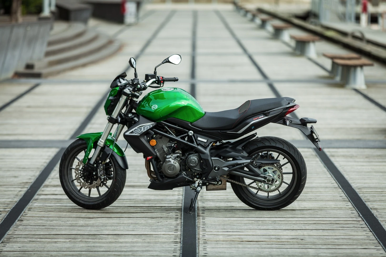Benelli BN302 - attractive from any angle (Photo: Chris Blain/Gizmag)