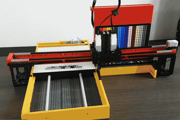 The Pixelbot 3000 in action