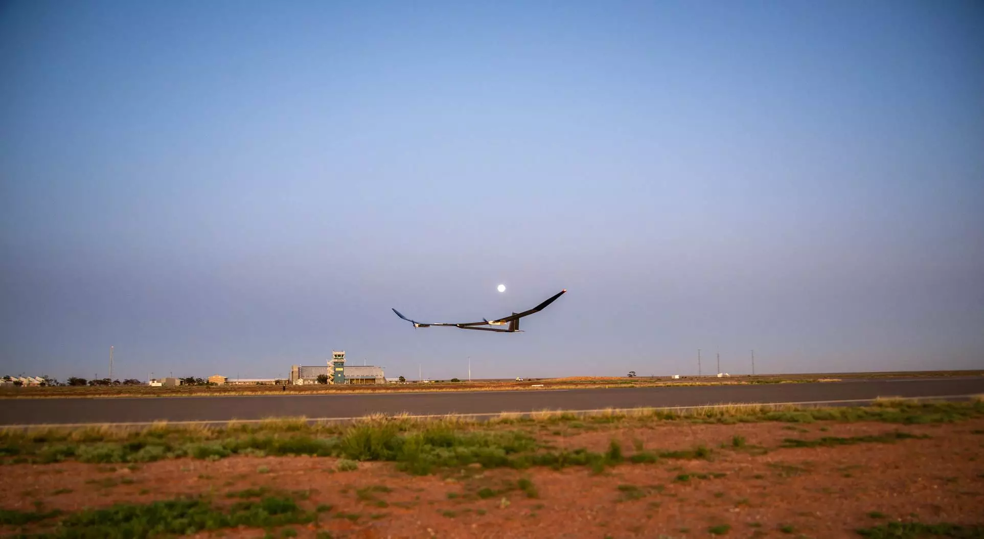 PHASA-35 can stay aloft for a year