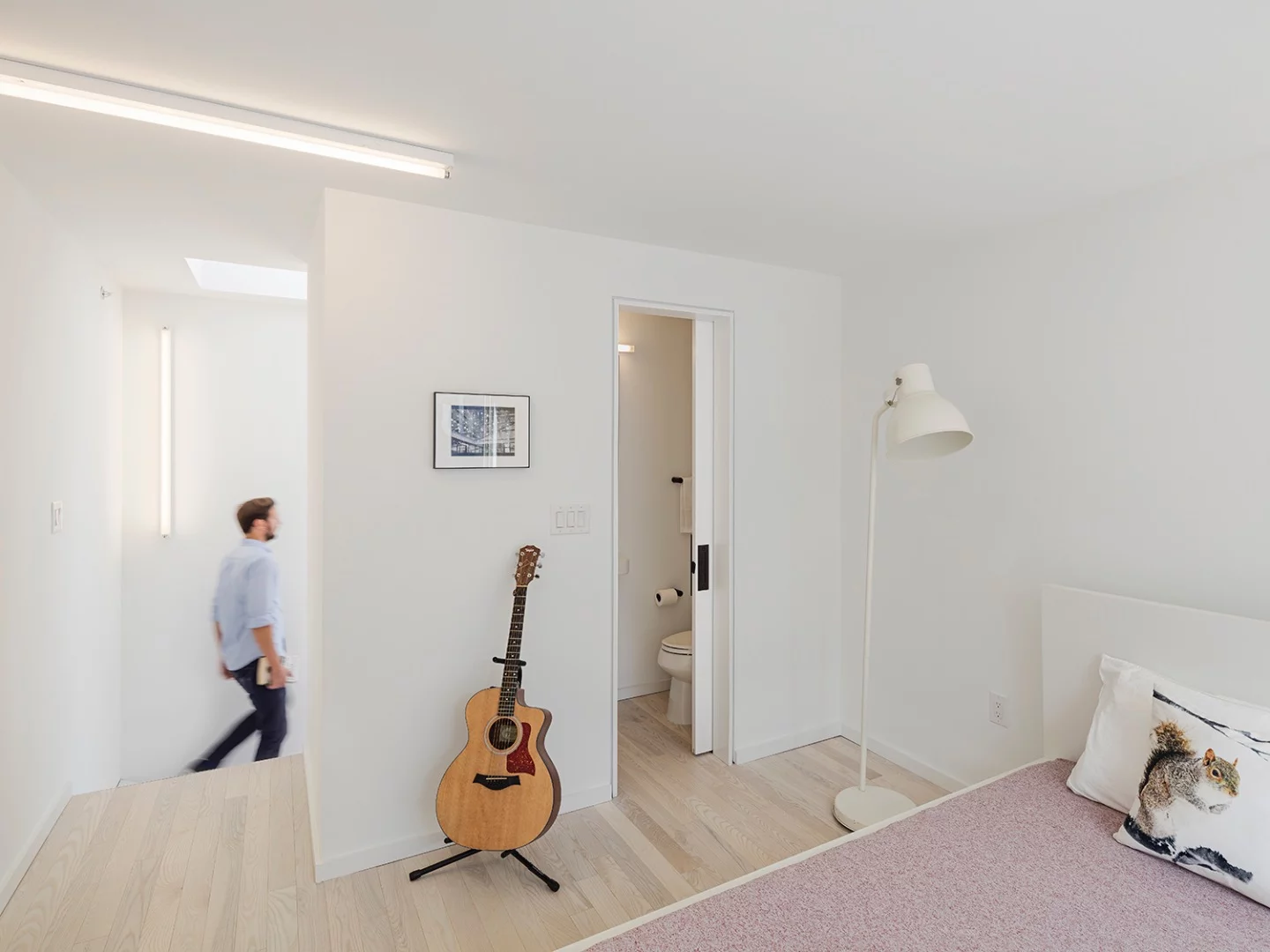 Tiny Tower's two bedrooms include an adjoining bathroom