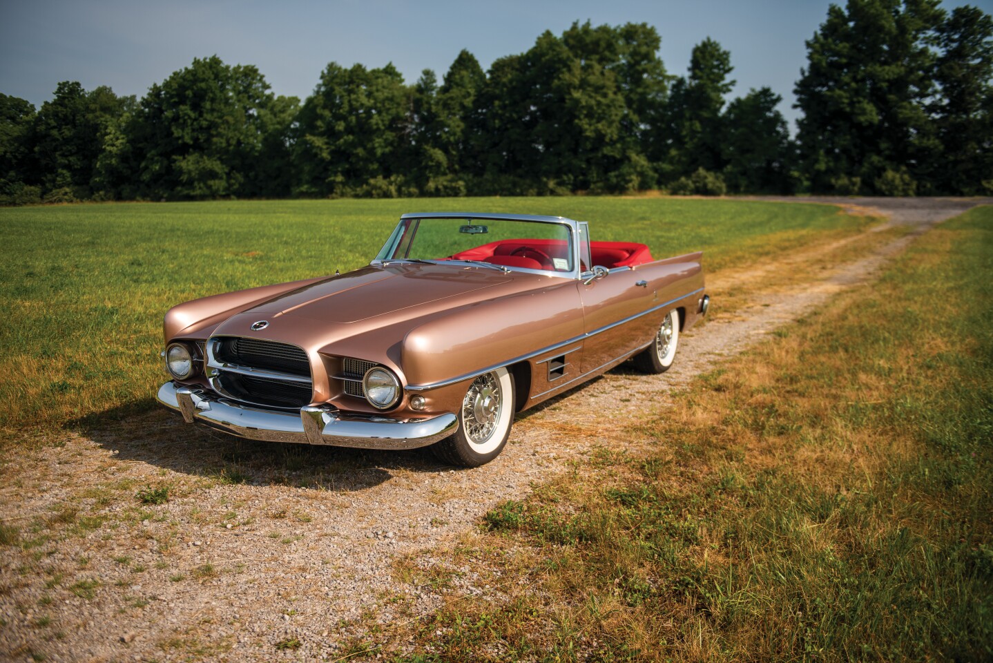 2018 Monterey Car Week Auction Report | 1957 Dual-Ghia Convertible | Estimate: from $400,000 to $500,000 | Sold for $417,500 | Auction: RM-Sothebys | Lot 222 | Official Description