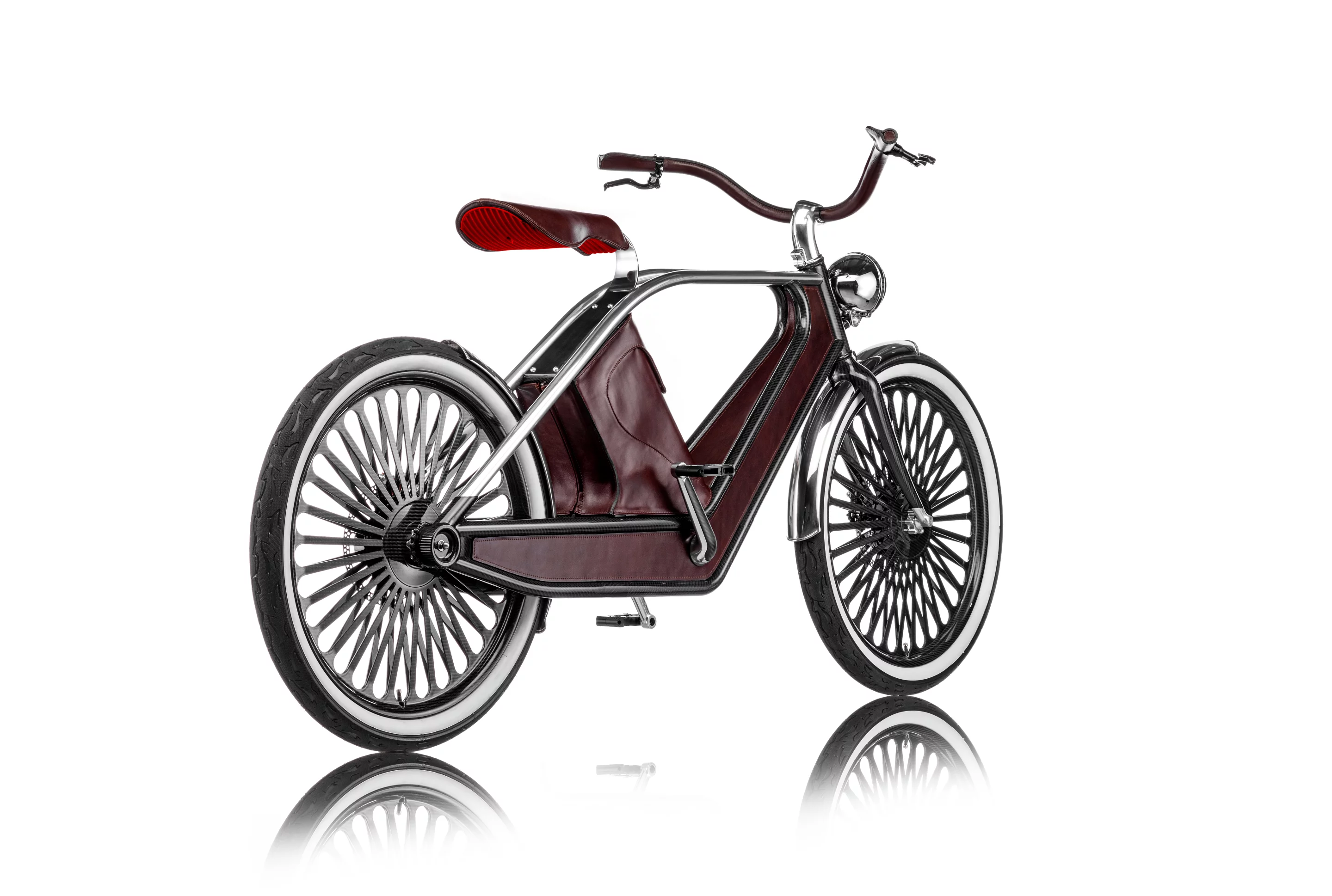 Cykno's wheels, forks and a monocoque frame are all constructed from carbon fiber