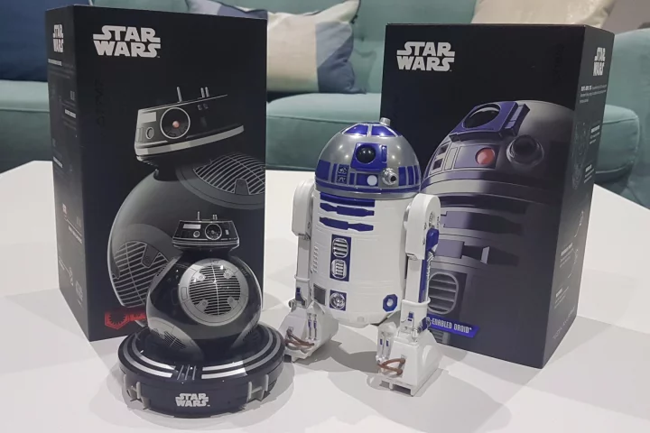 New Atlas goes hands-on with Sphero's new app-controlled Star Wars robots, BB-9E and R2-D2