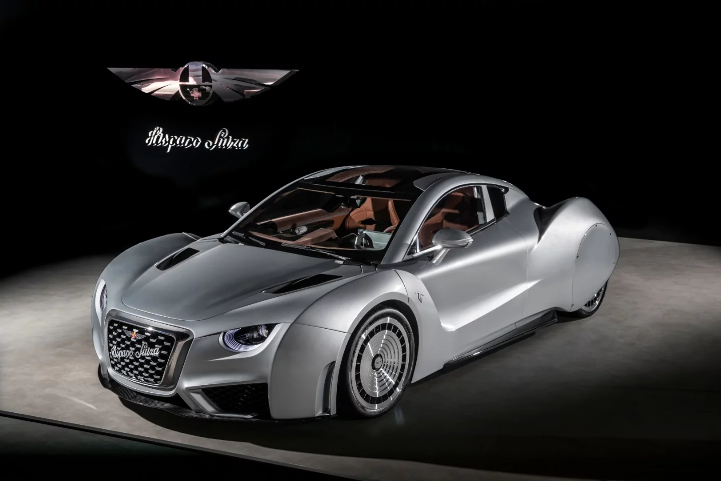 A large front grille feeds air to the radiators for the liquid-cooled battery and motors