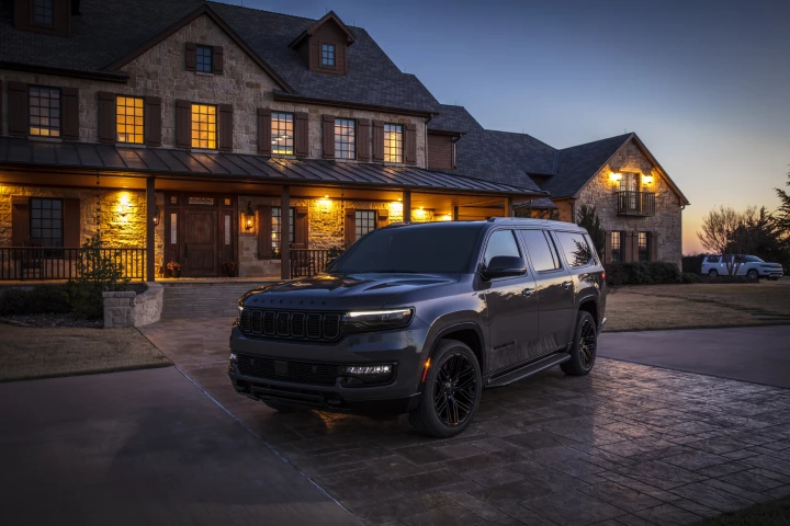 The 2023 Wagoneer L Carbide is a new fitment adding a Black Onyx grille and texture, gloss black mirror and headlamps appliques, and other cosmetics