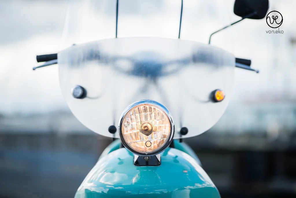 The headlight of the Be.e can be optioned in different colors