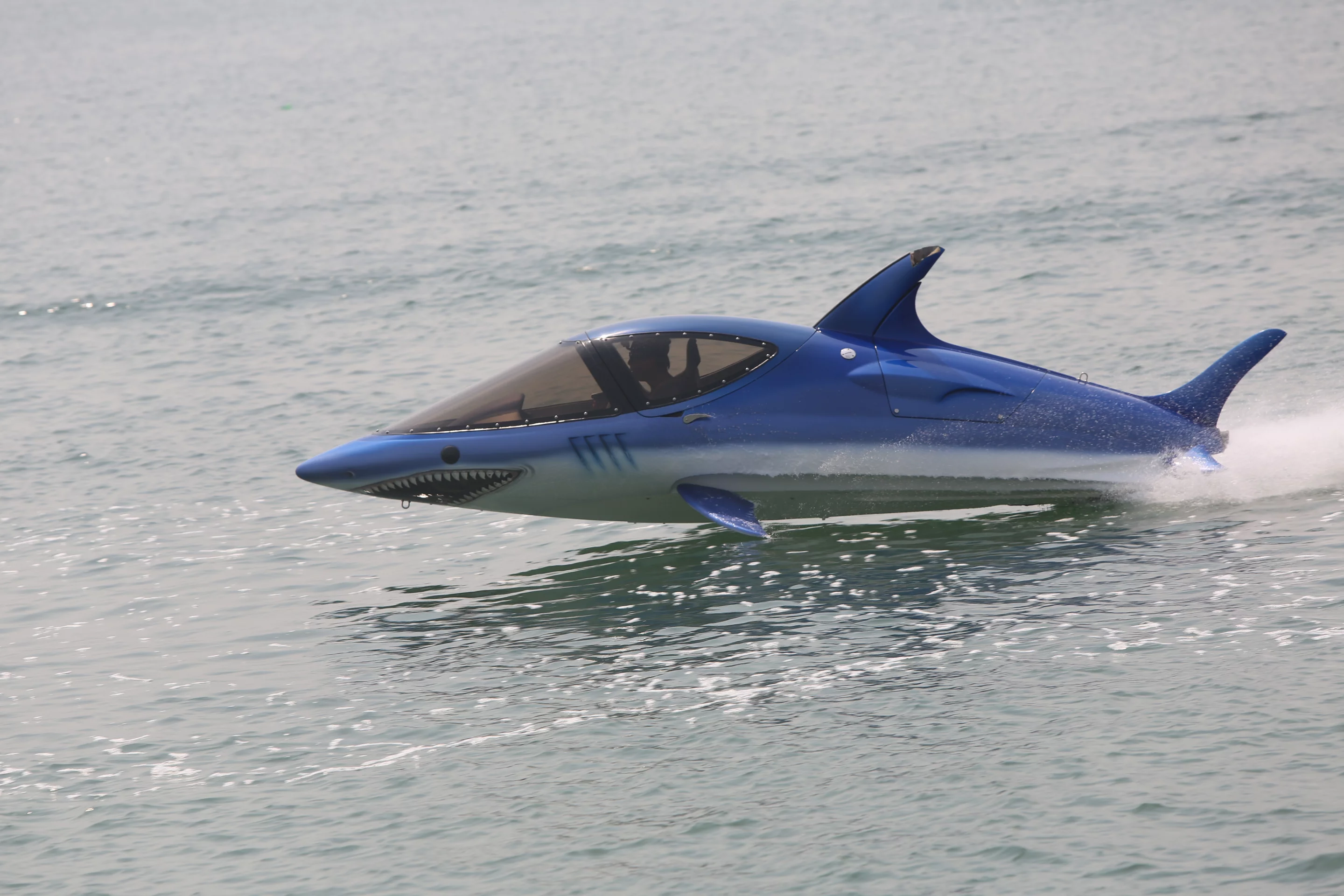 Turning is achieved with fins and the G-forces are awesome – dig in one of those fins and you can turn on a dime. Photo: Husna Namirembe