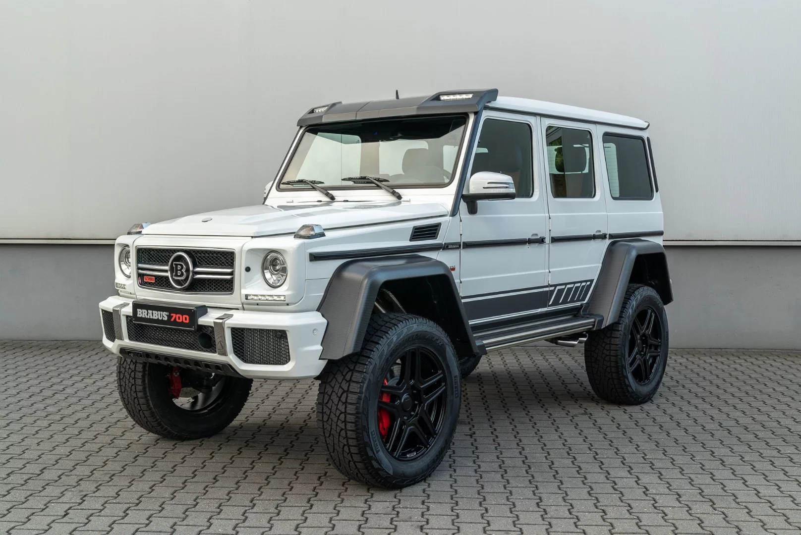 Brabus 700 4X4² "ONE OF TEN" Final edition: a beefed-up version of AMG's beefed-up version of the G-Wagen
