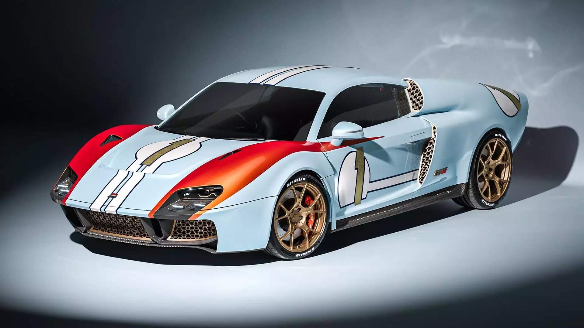 The GT MkII produces 800 hp and a peak torque of 649 lb-ft (880 Nm)