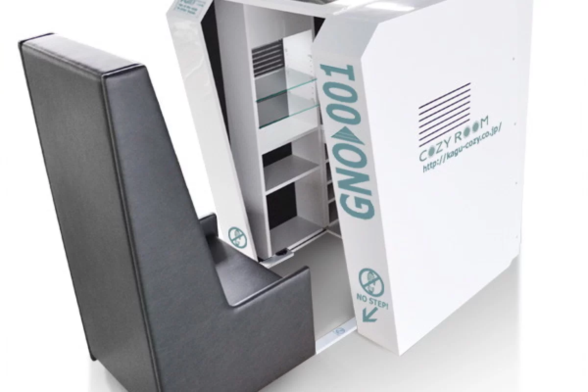 Cozy Room offers a personal isolation chamber with all your personal belongings close to hand