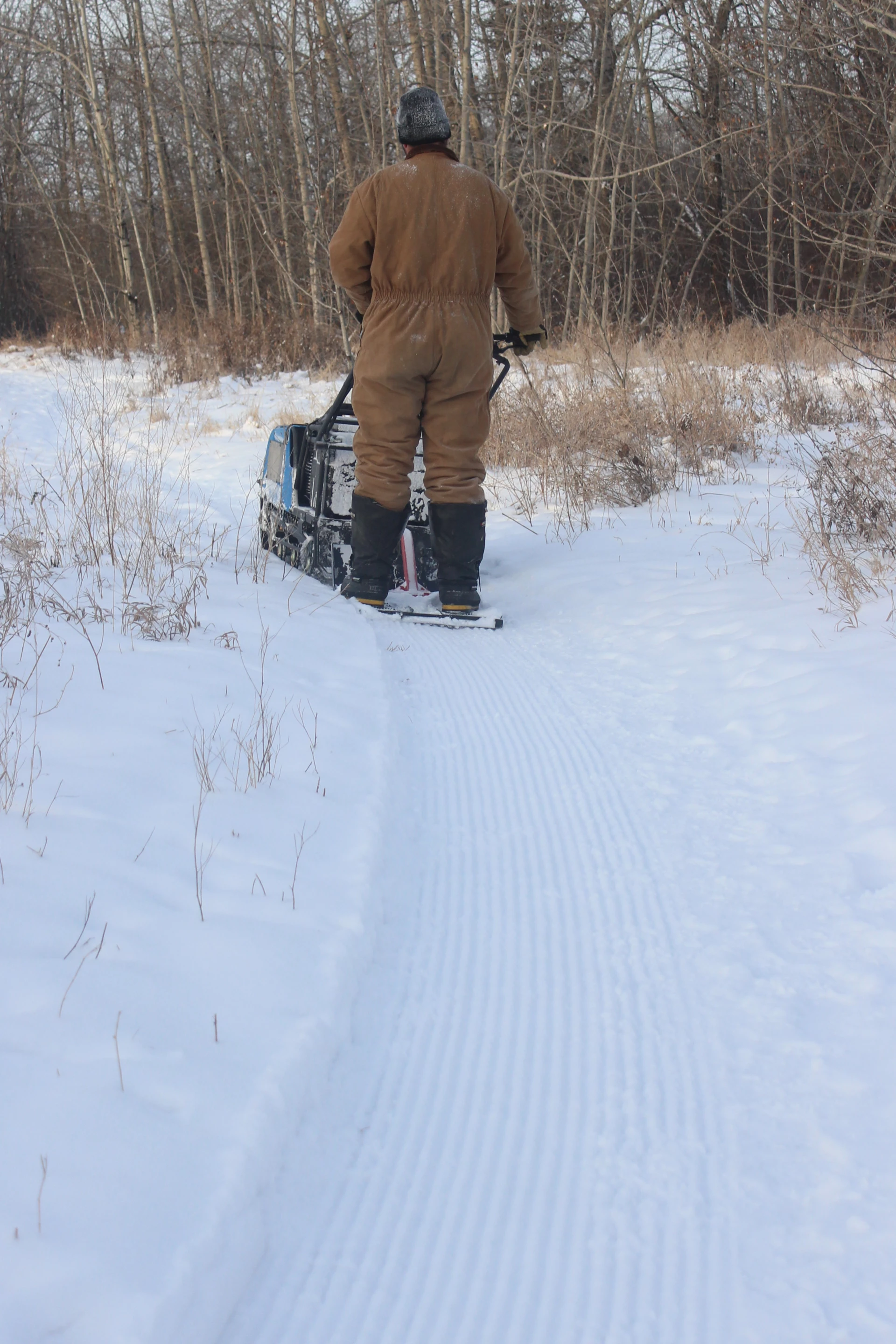 The SnowdogX, makin' tracks