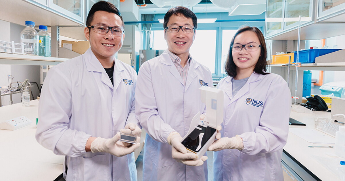 Smartphone system quickly detects harmful algae in water - New Atlas