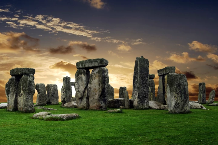 Archaeologists have discovered the remains of a huge ancient structure near Stonehenge