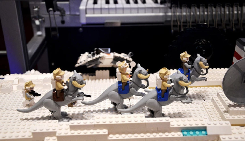 Hoth is one of the four Star Wars locations represented on the barrel organ