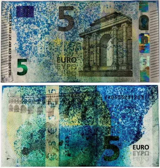 The system can be used to dye banknotes to render them useless (Image: ETH Zurich)