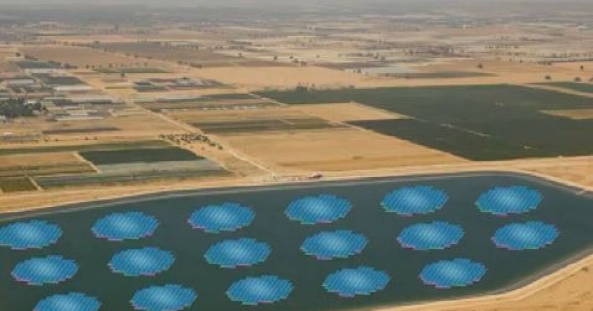 AQUASUN system puts floating solar panels on bodies of water