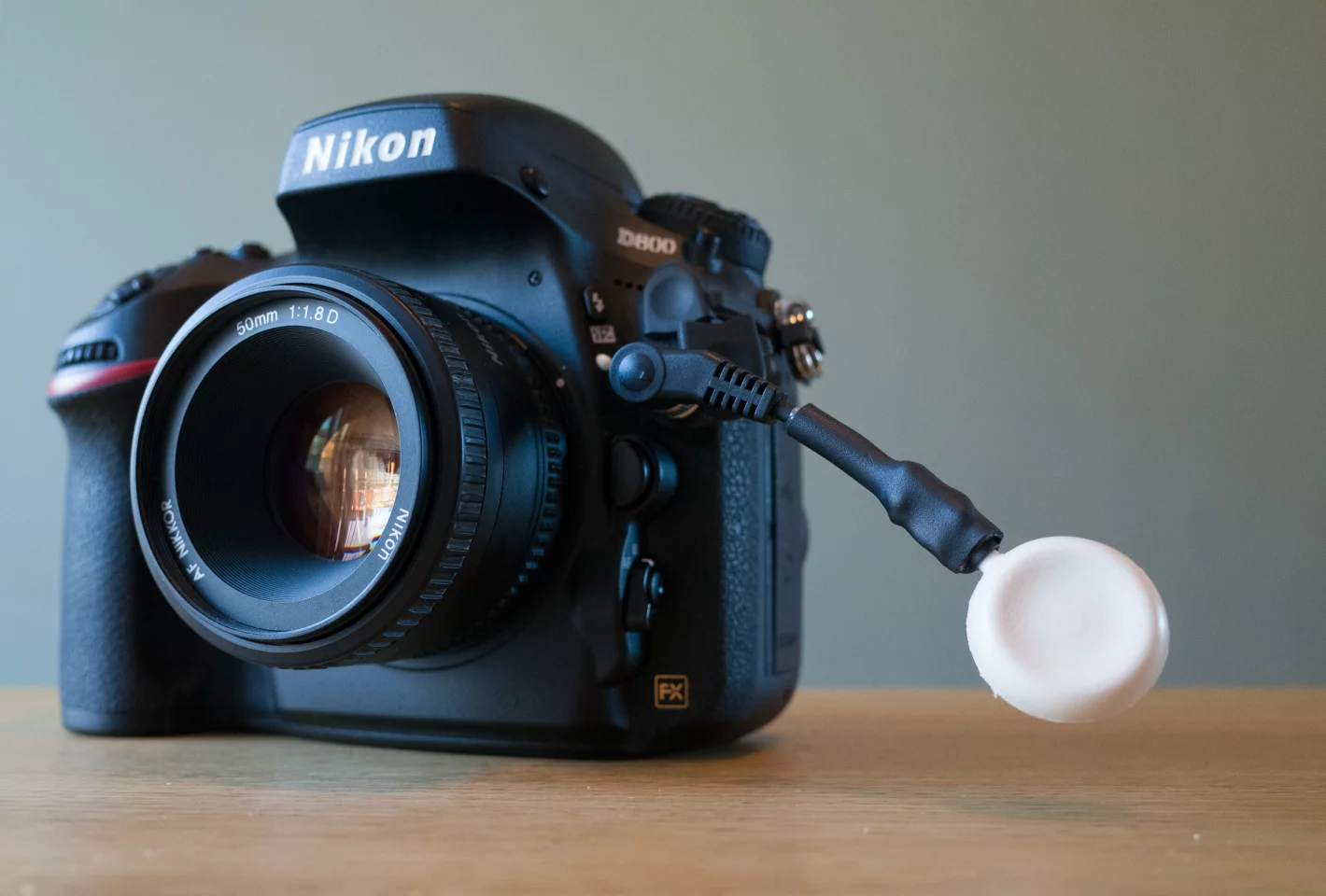 Pico is a seriously small smart controller for cameras which is designed to make time-lapse photography easier (Photo: Simon Crisp/Gizmag.com)