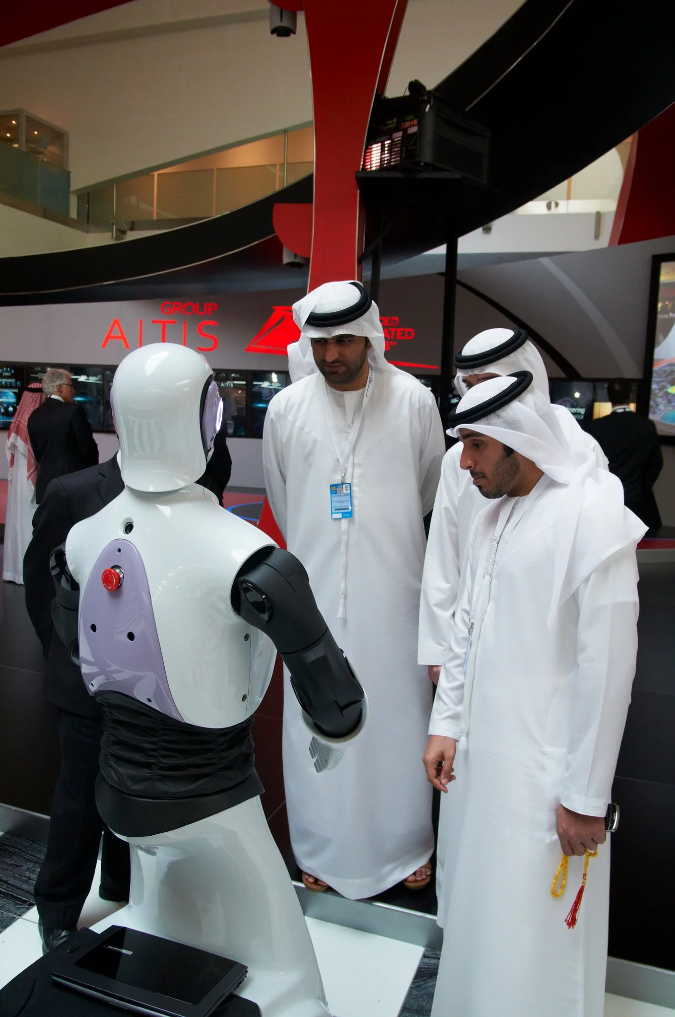 REEM demonstrates its functions in the United Arab Emirates