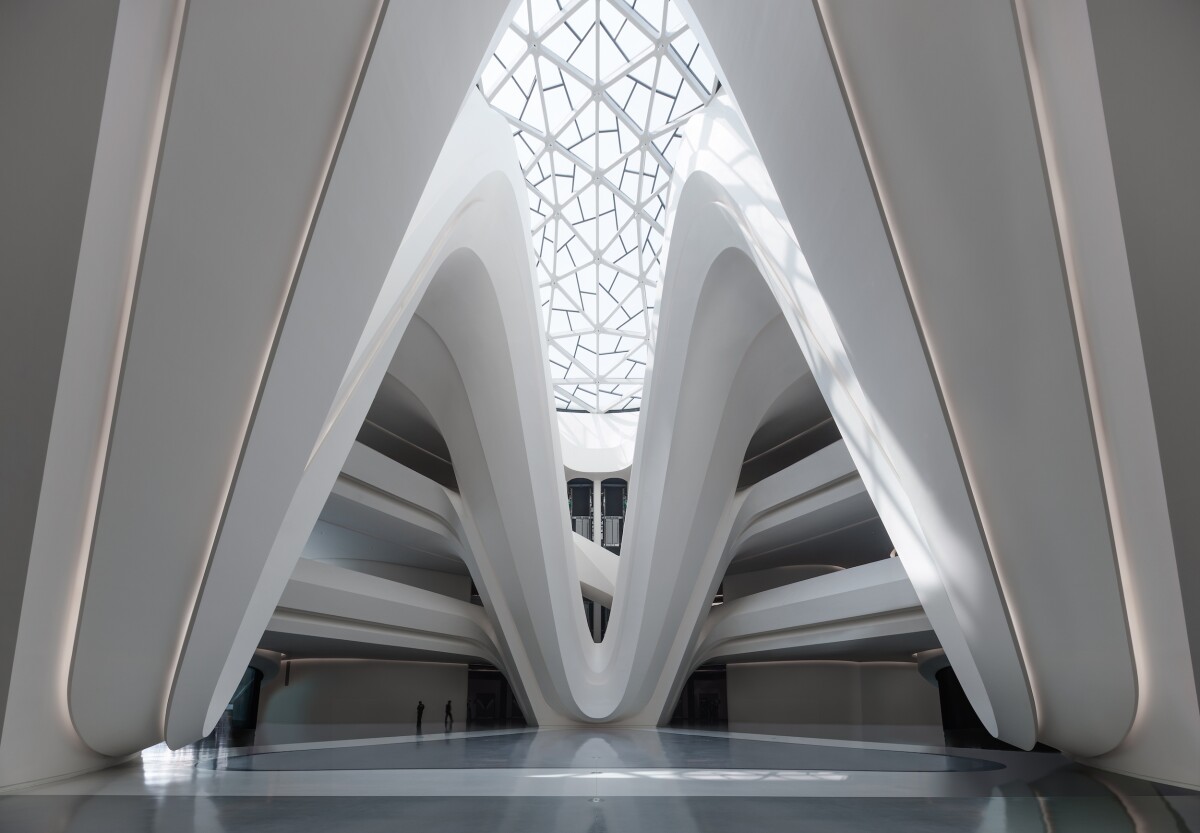 The Changsha Meixihu International Culture & Arts Centre's art museum measures 10,000 sq m (roughly 107,600 sq ft) and consists of eight galleries centered around a large skylit atrium