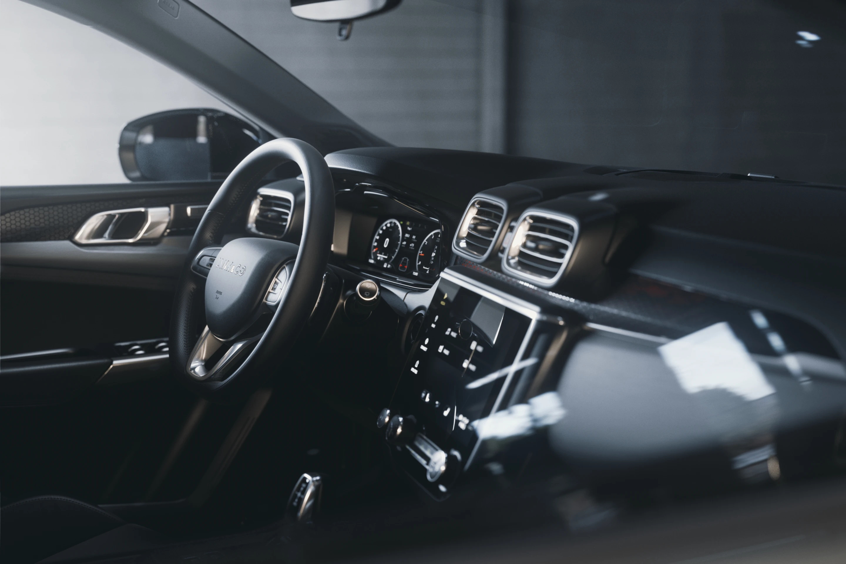 Lynk & Co compares what it's doing with cars with Apple's approach to iPhones