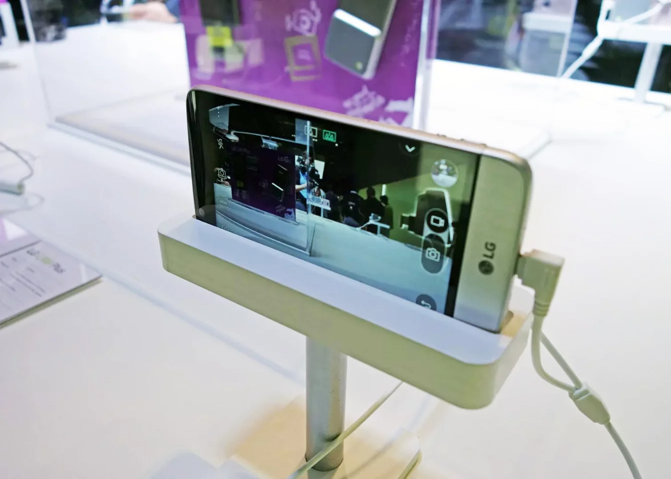 The camera add-on also features auto-focus and exposure lock tools