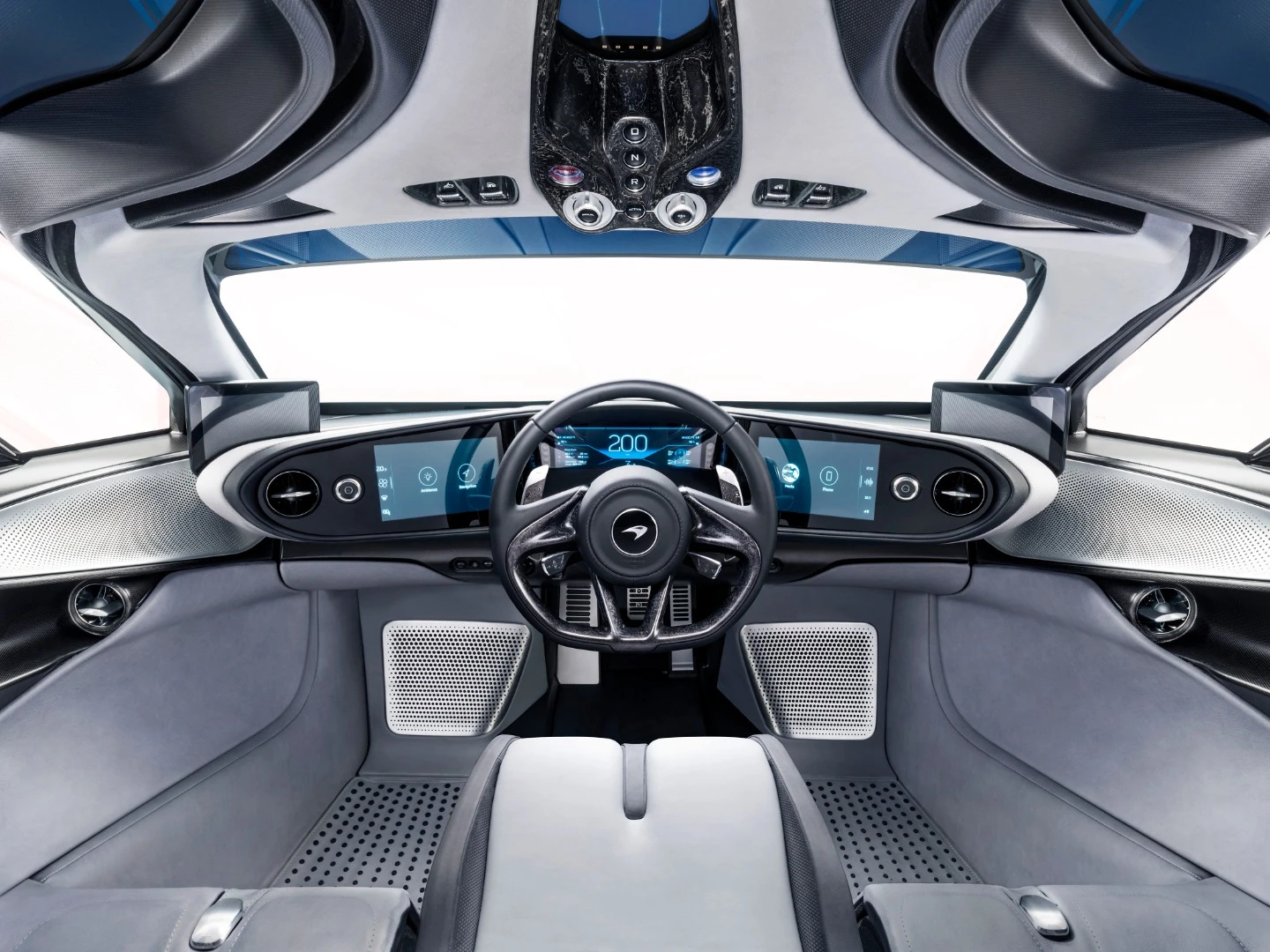 McLaren Speedtail: symmetrical cockpit places the driver's seat front and center, with an unobscured view of the road and overhead controls so you can feel like a fighter pilot when you fire it up or put it in reverse
