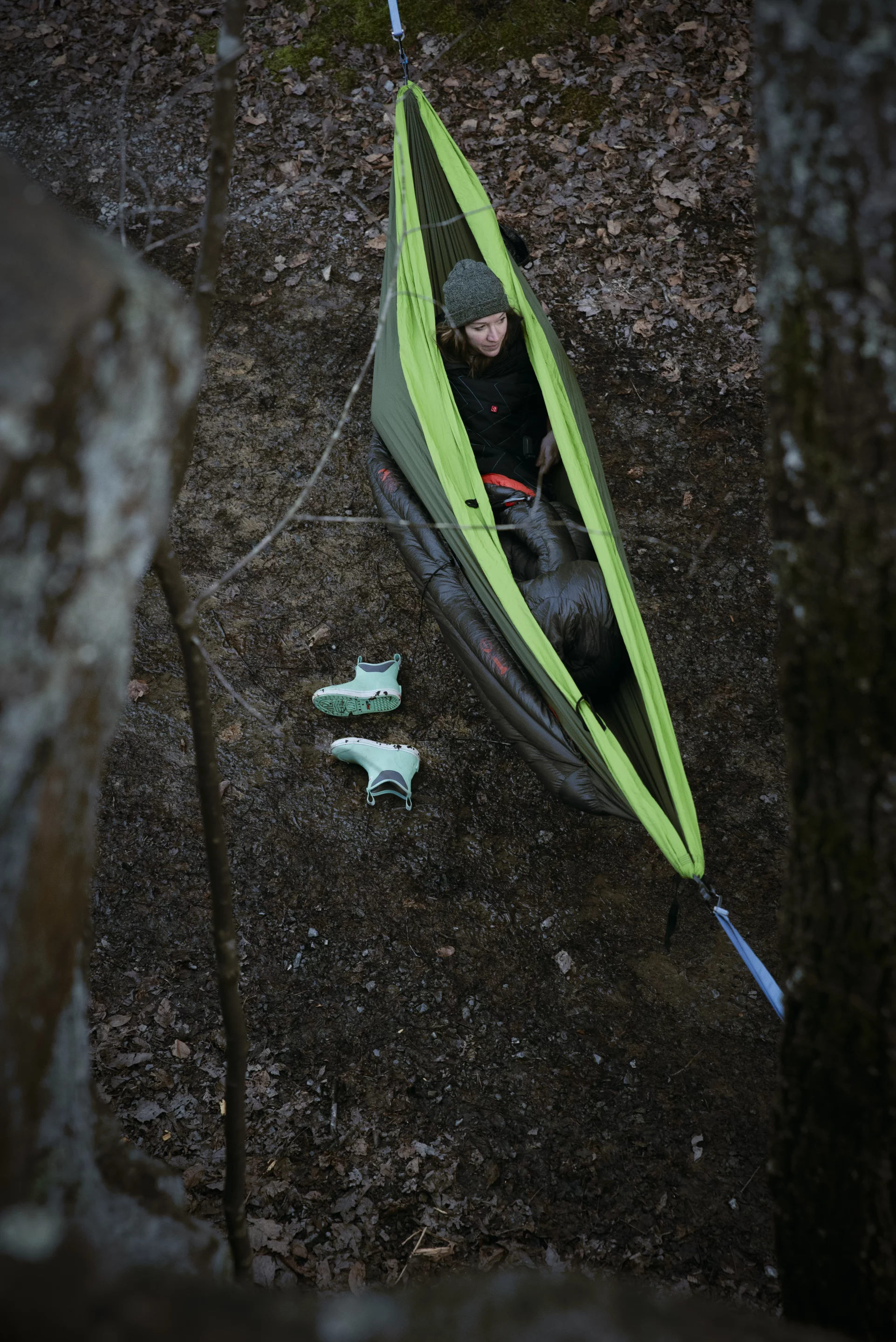 The Hot Pocket can act as a stuff sack that can accommodate your sleeping bag and heat it up ahead of time