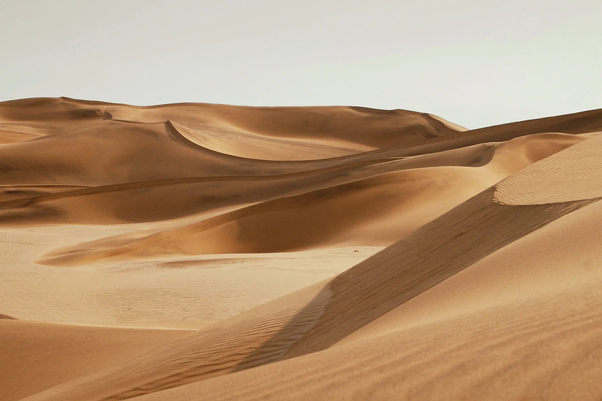 Desert sand, once thought to be worthless, could soon feature in a new type of concrete