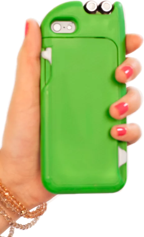 A second button on the right of the case also connects and disconnects the headphones entirely, in case you want to use the phone's regular speakers or take a call