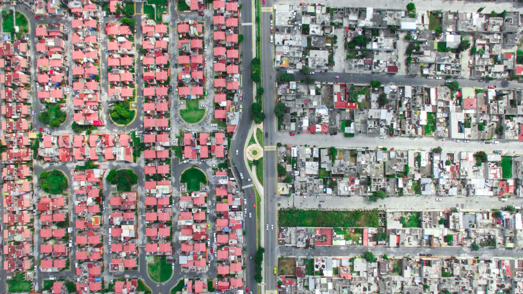 Contrasting housing solutions in Mexico City