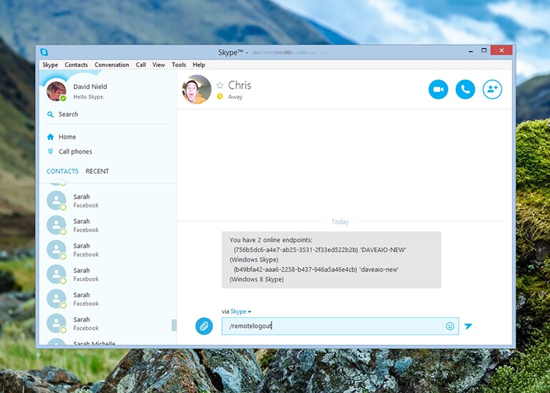 There are several chat commands to utilize