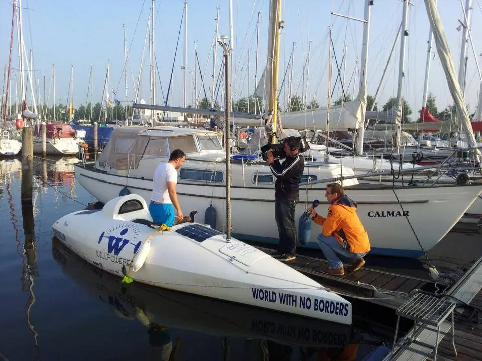 When it's time to enter the water, Melanie's wheels are removed, and a clutch mechanism switches the drivetrain over to spinning the propeller