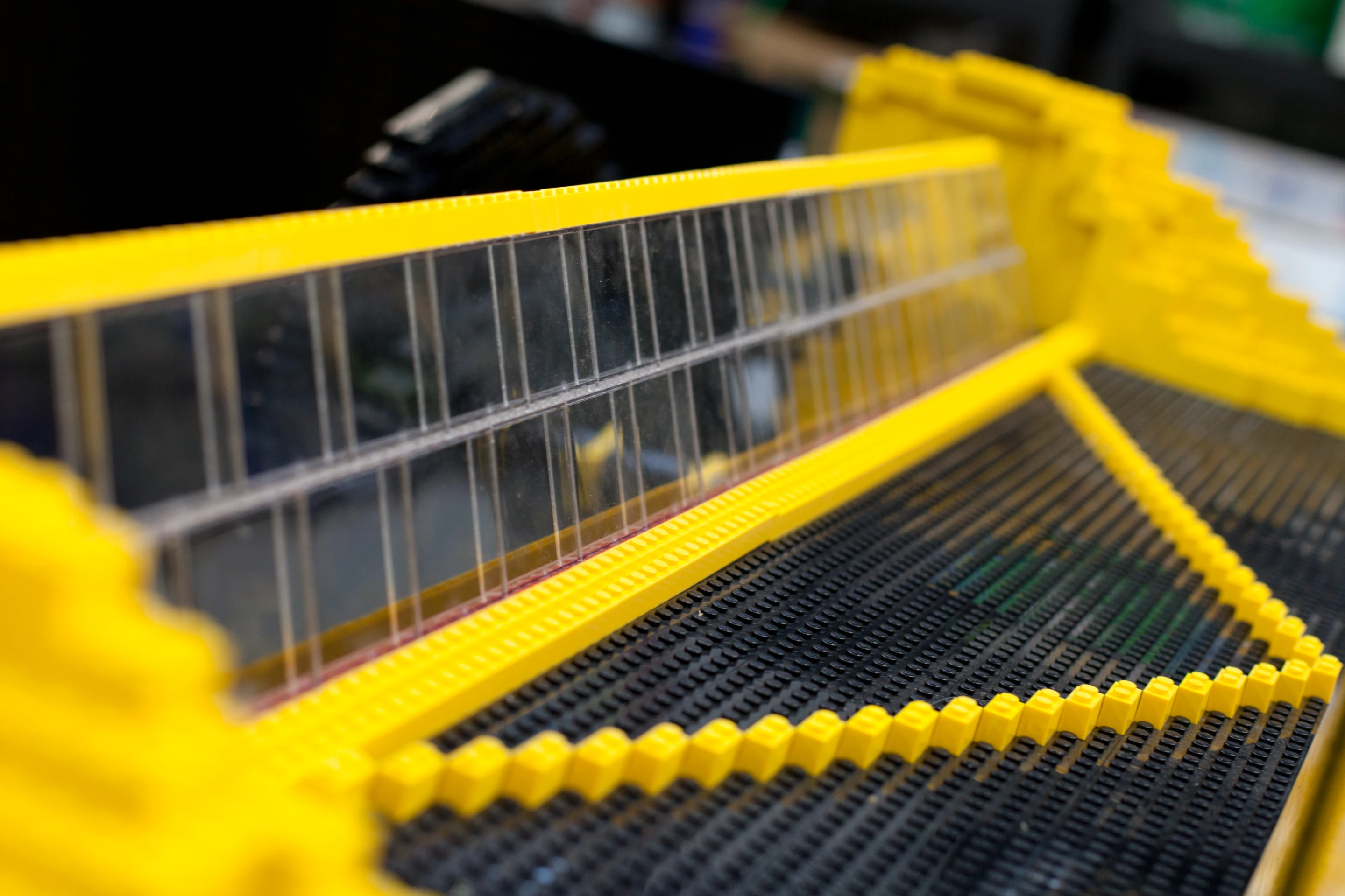 the low profile windscreen was built using transparent Lego blocks