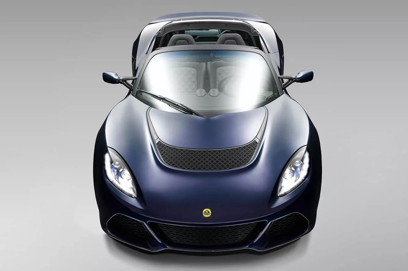 The Exige S Roadster matches the Exige S in acceleration, hitting 60 mph from a standstill in a sprightly 3.8 seconds